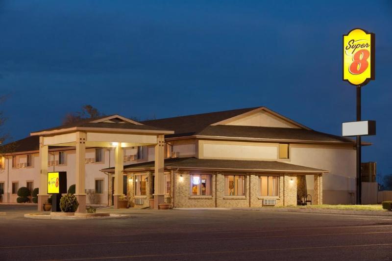 Hotel Super 8 By Wyndham Tucumcari Exterior foto